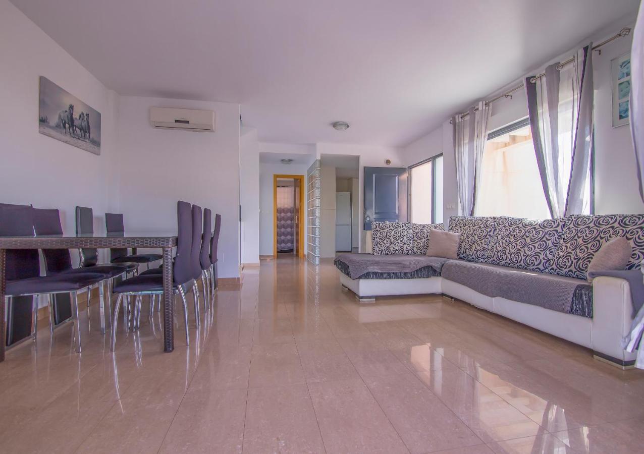 Moderna Con Piscina